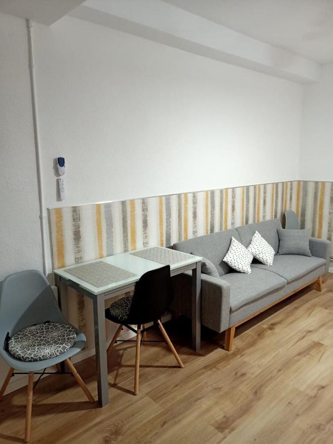 Ángeles home El Vendrell Esterno foto